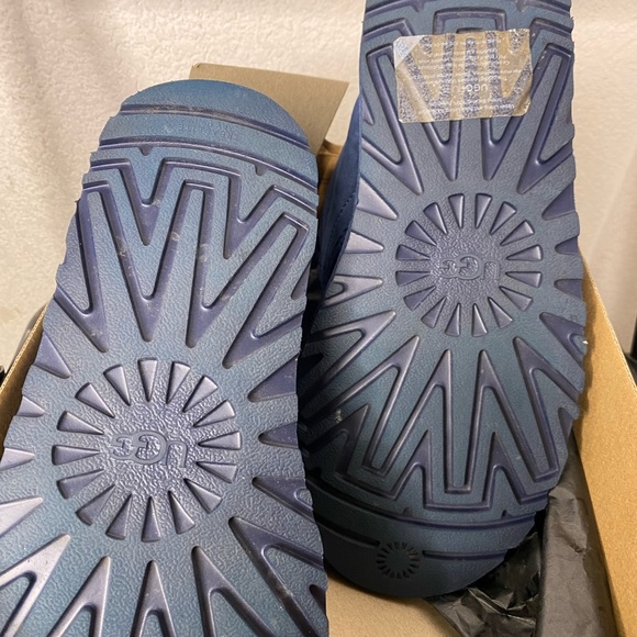 men navy blue neumel uggs size 8 - Picture 4 of 5